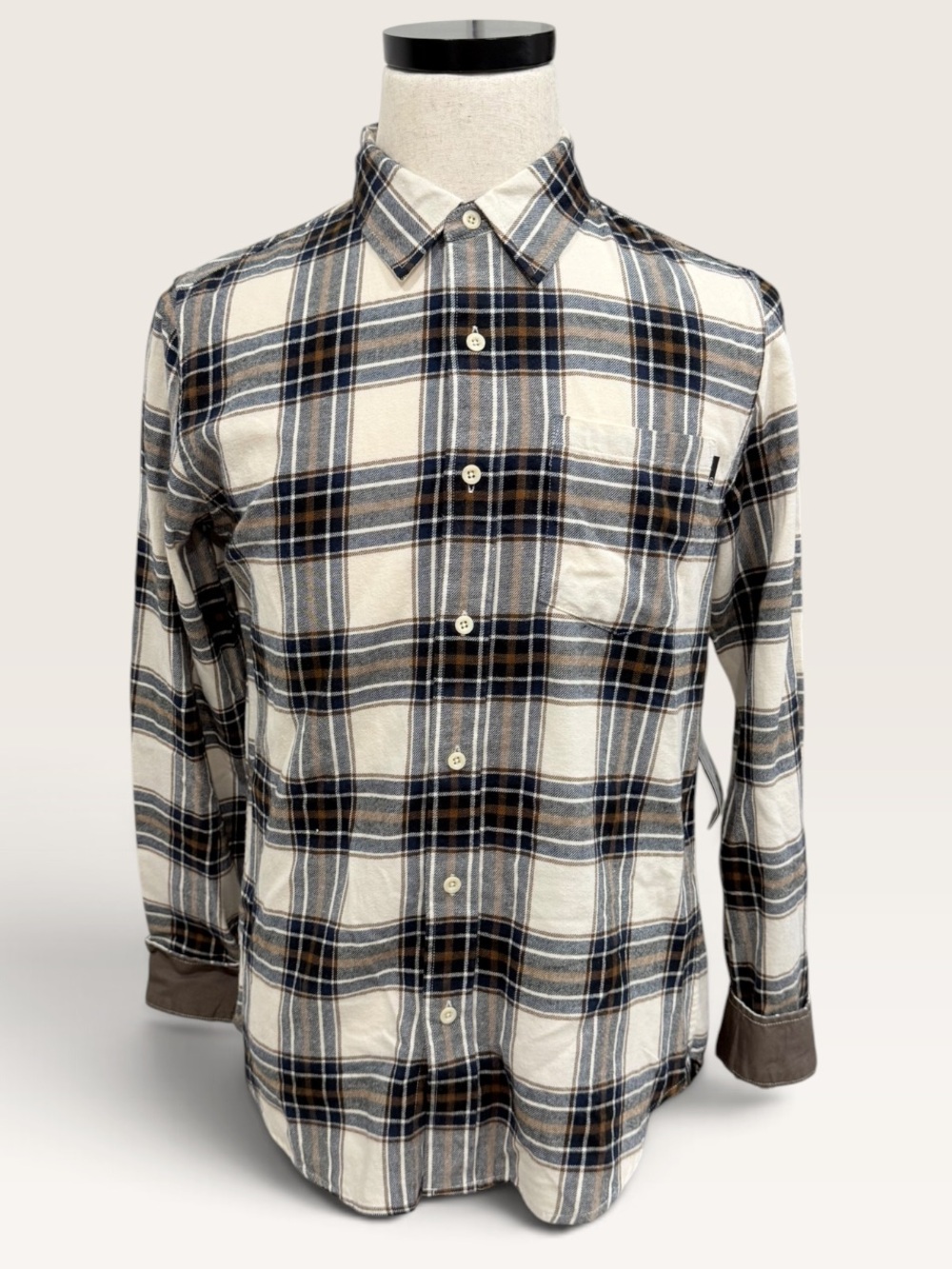 AG Men’s Small Aiden Plaid 100% Cotton Flannel Button-Up Shirt NWT Cream/Navy - Picture 7 of 16